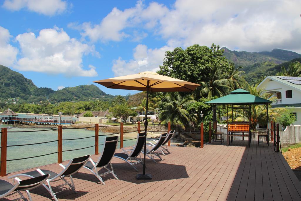 Surfers Cove Apartments Bel Ombre ภายนอก รูปภาพ