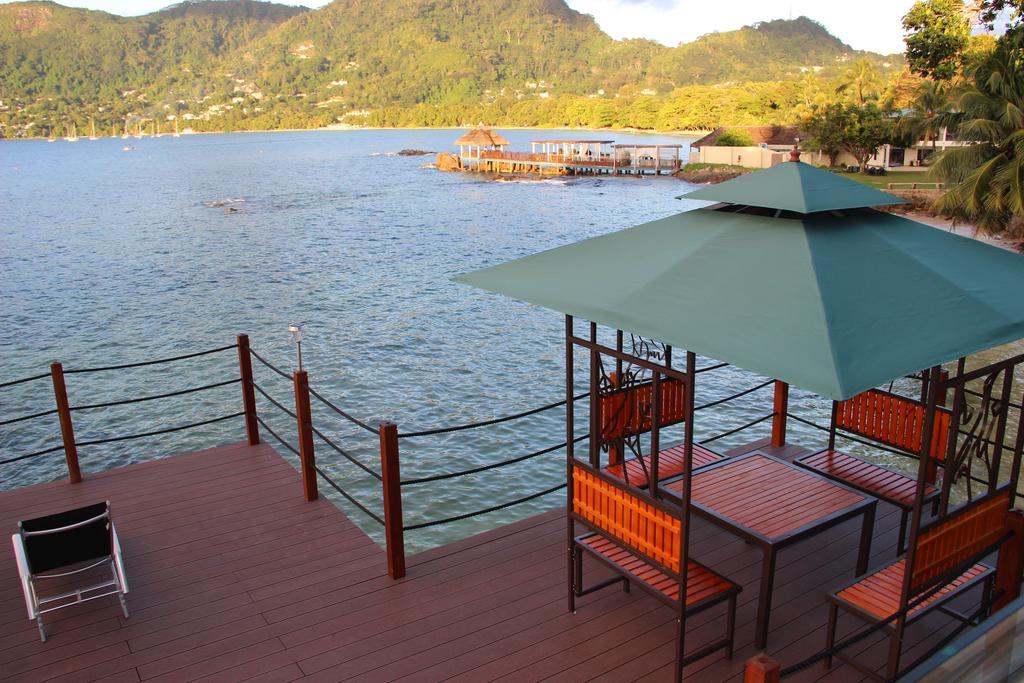 Surfers Cove Apartments Bel Ombre ภายนอก รูปภาพ